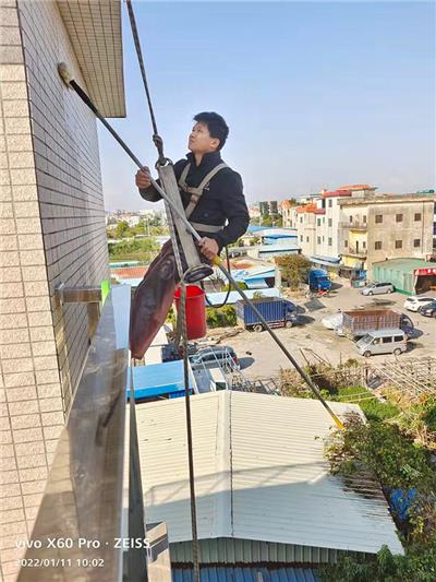 房屋楼体清洁视频