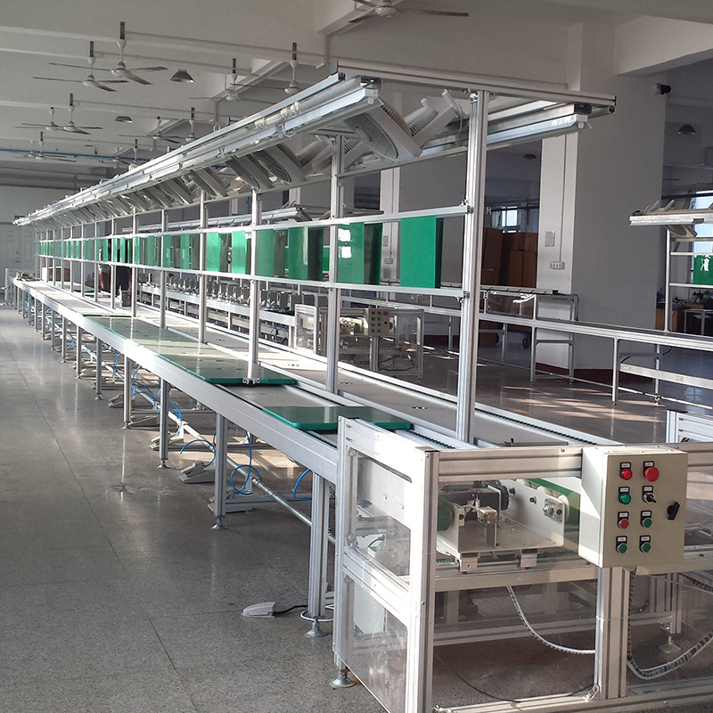 LED street lamp assembly line