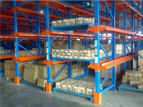 Heavy warehouse storage shelf beam type through type drive in type shelf three-dimensional gravity type pallet type shelf