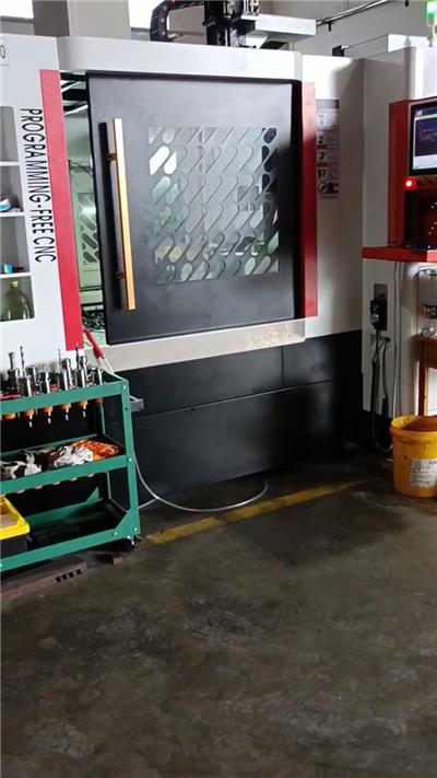 铧泰智造1280调试完成，客户已投入生产