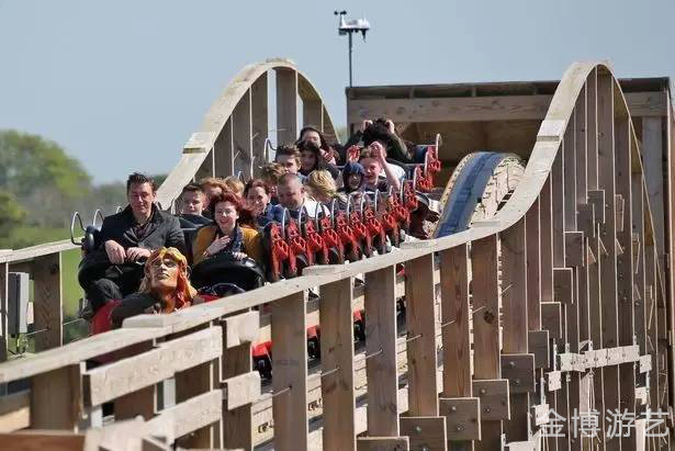 Tayto park 迎来维京主题的“超级探奇激流勇进”