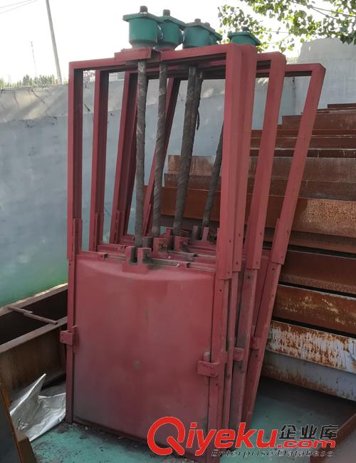 廠家直供側(cè)搖螺桿式啟閉機(jī) 1-5t側(cè)搖啟閉機(jī)批發(fā)
