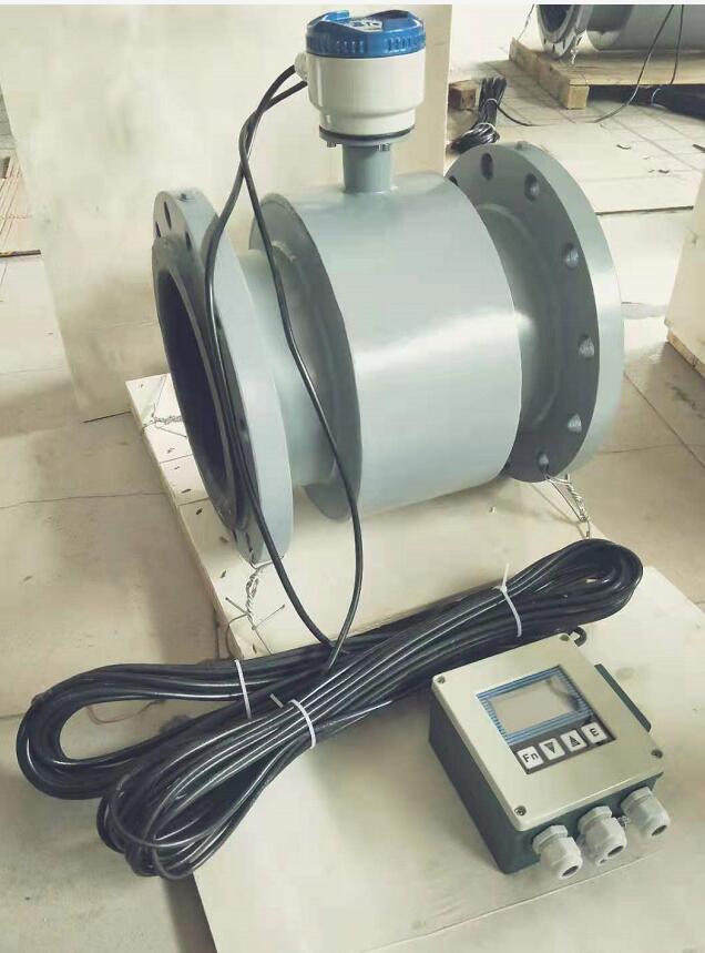 供應dn100高爐用流量計工業水供水流量、冷卻壁供水電磁流量計