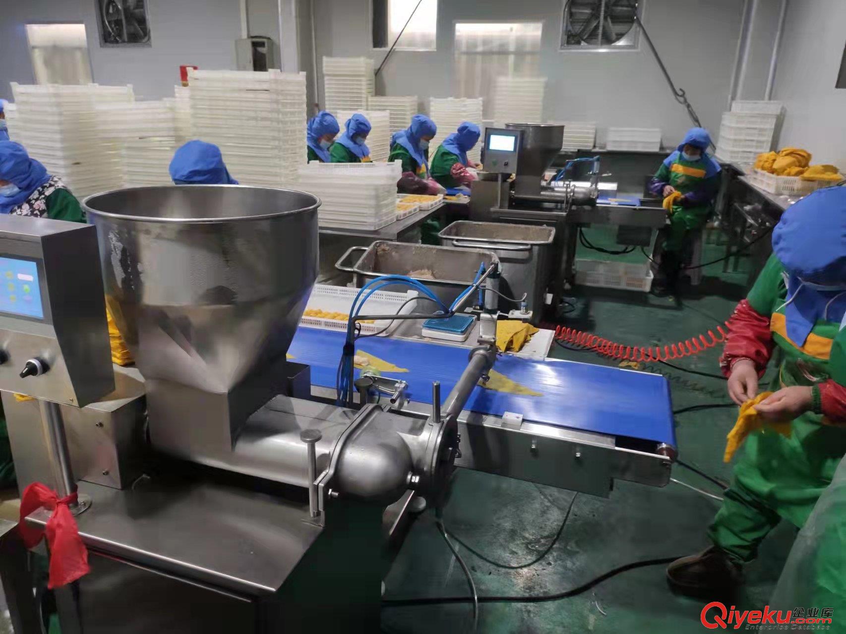生產五香卷的機器，豆皮卷肉蛋皮卷肉自動成型切段生產線