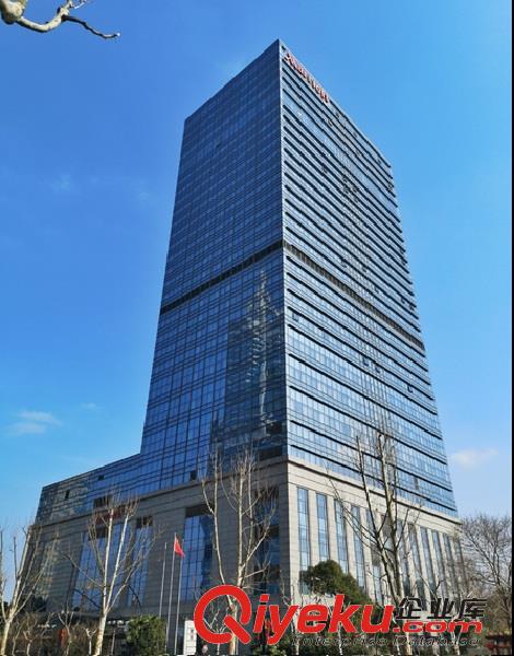 湖南長(zhǎng)沙市幕墻設(shè)計(jì)施工-長(zhǎng)沙市外墻玻璃安裝維修-重慶航鴻幕墻裝飾設(shè)計(jì)有限公司