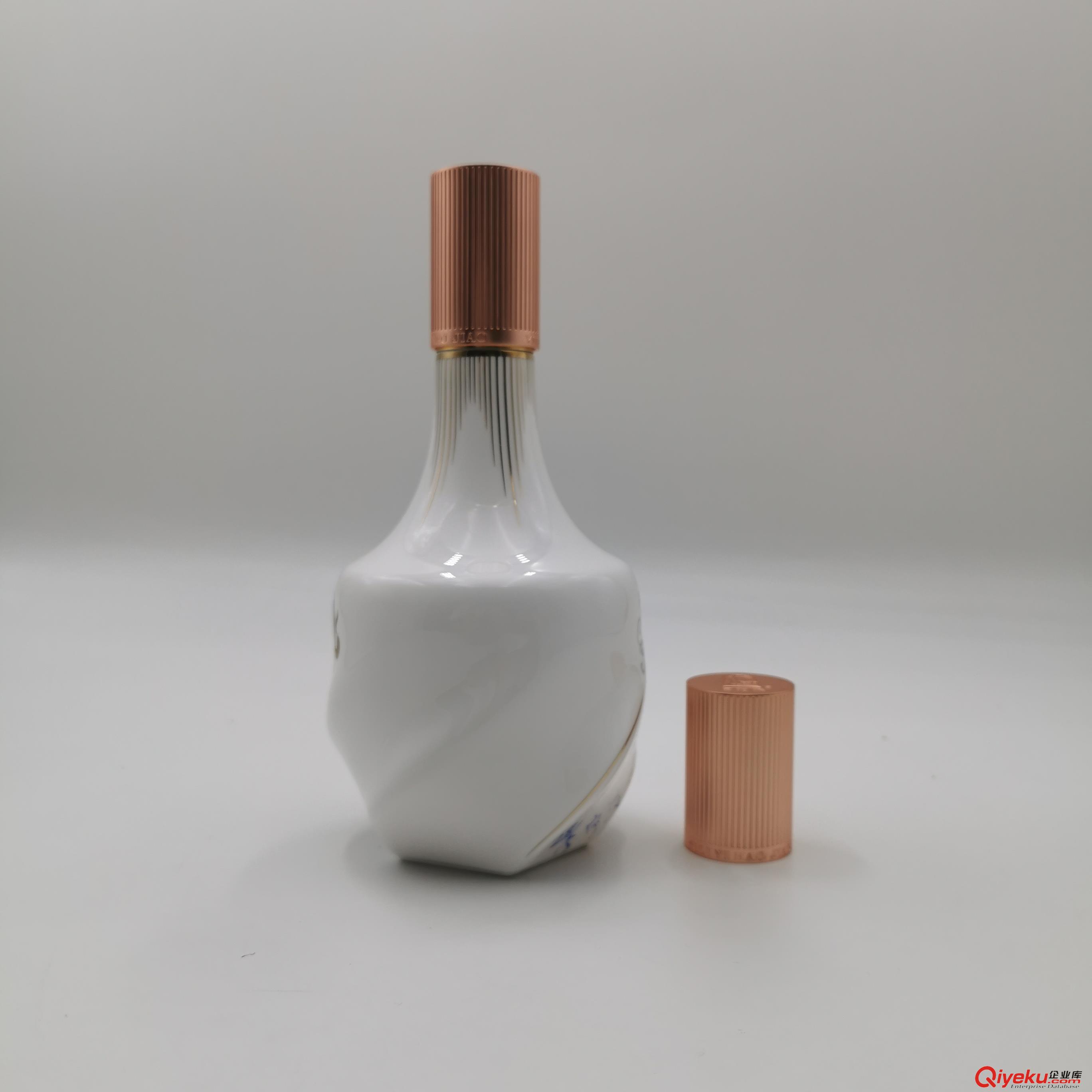 鋅合金金屬酒蓋 防偽酒瓶蓋 鋅合金白酒瓶蓋 洋酒蓋 酒塞專業(yè)定制生產(chǎn)原始圖片3