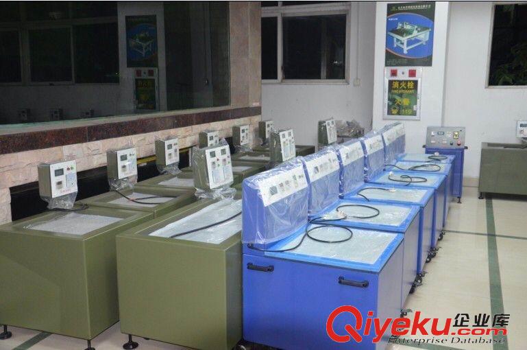 江蘇供應精密零件表面及內孔死角去毛刺拋光磁力研磨機