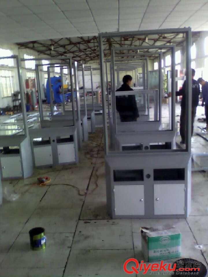 戶外太陽能廣告垃圾箱不銹鋼三分類果皮箱社區(qū)智能垃圾分類廣告回收箱廠家