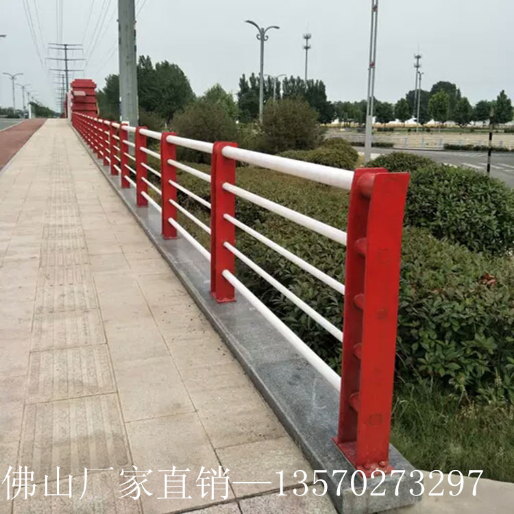 厂家批发锌钢防撞隔离栏 桥梁护栏河道隔离栏防护景观护栏