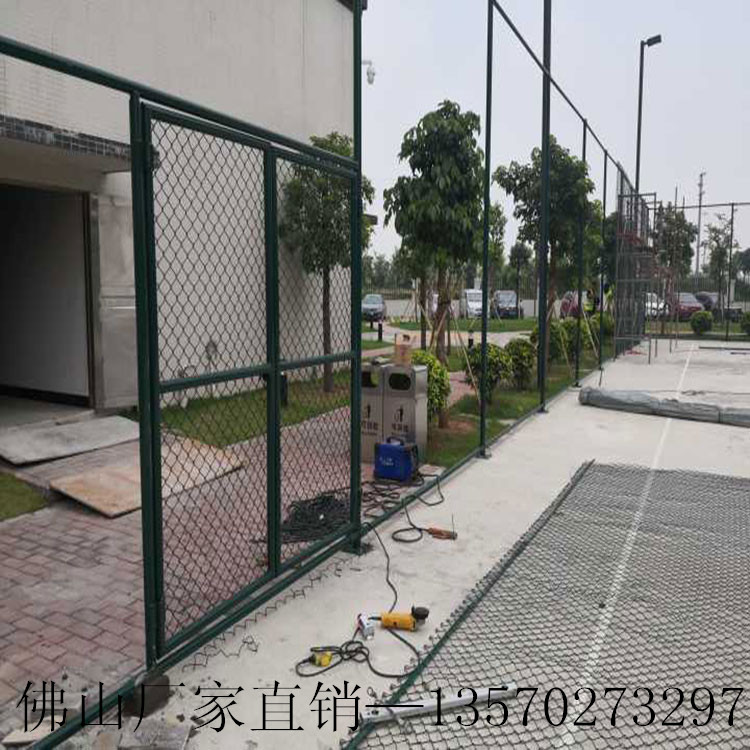 深圳球場圍網定制 高速公路隔離防拋網 廠家批發勾花網原始圖片2