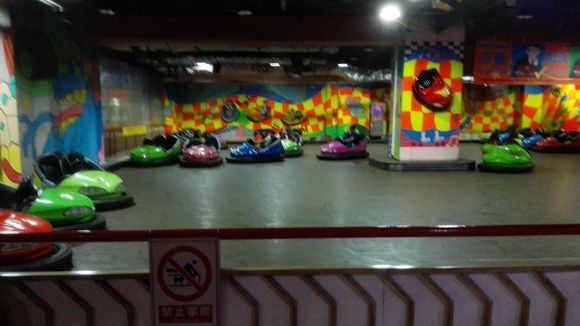 雙人碰碰車全套價格|電瓶碰碰車廠家批發(fā)原始圖片3