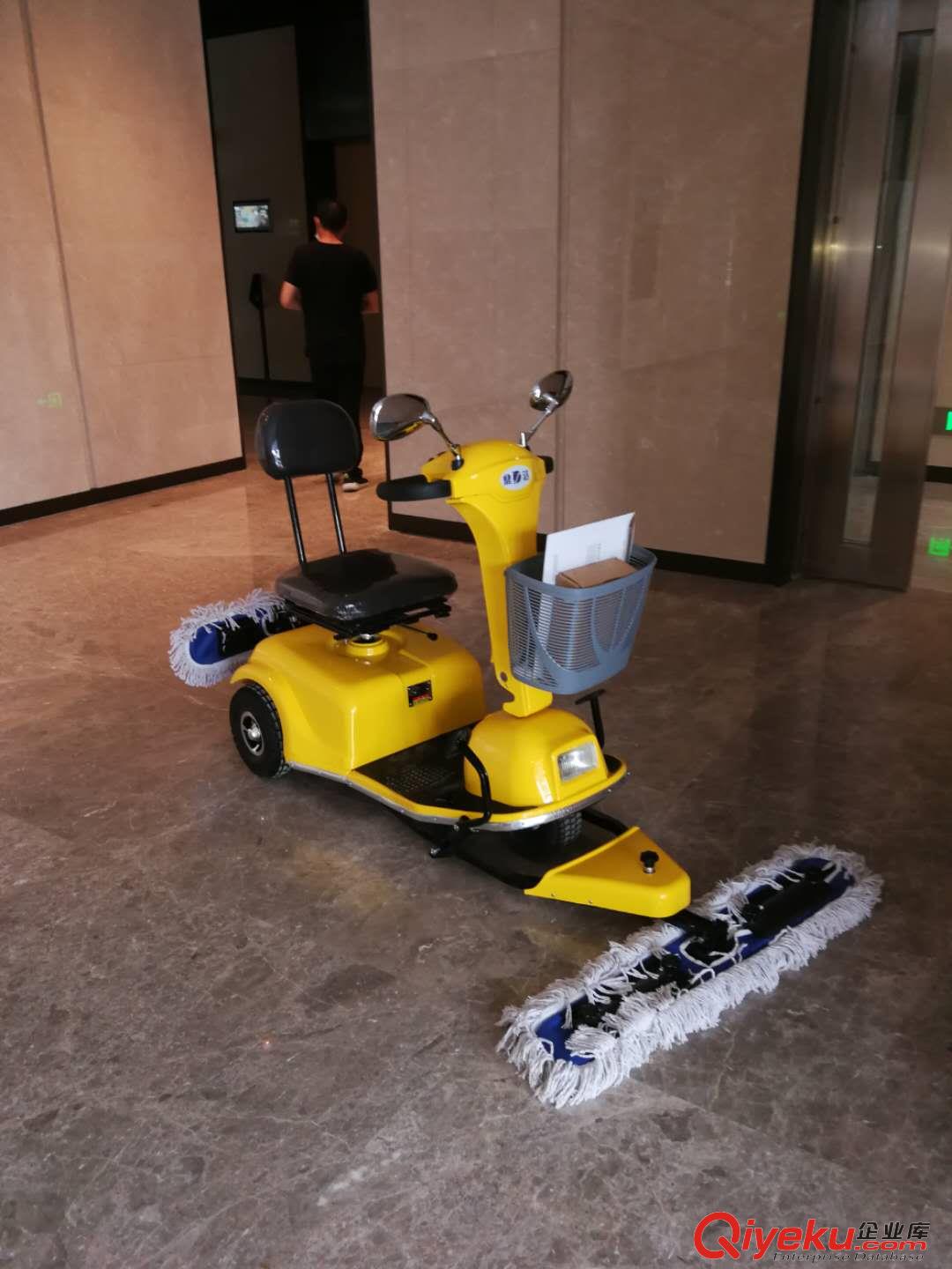 博愛溫縣沁陽孟州潢川鄧州湯陰舞陽高美駕駛式洗地車S130