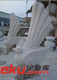 惠安海亨石業(yè)晚霞紅天鵝雕塑 石雕噴水天鵝 小區(qū)公園別墅水池噴水動物擺件原始圖片2