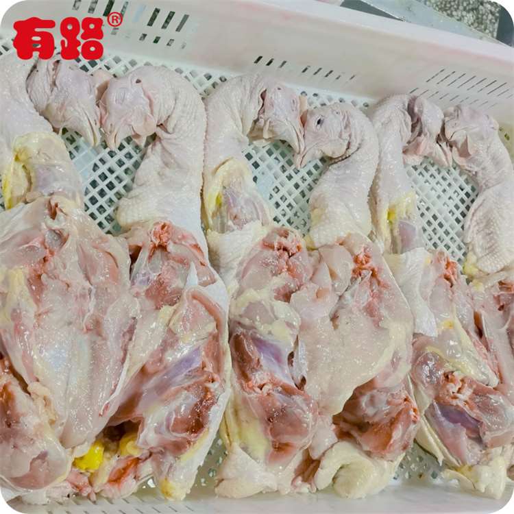 凍品老雞架熬湯湯汁底料食材原料山東老母雞生產(chǎn)廠(chǎng)家批發(fā)供應(yīng)