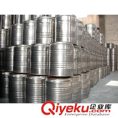 柴油降凝劑溶解性極好.添加量極少穩(wěn)定性極高操作十分簡(jiǎn)單